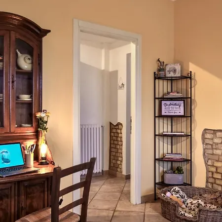 Pet And Breakfast Pet Friendly